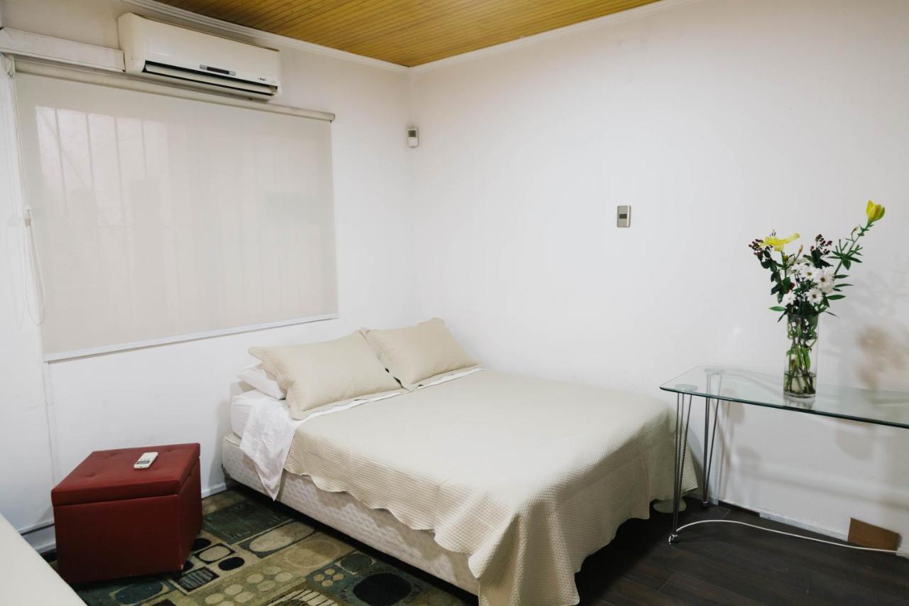 Casona Providencia Hotel Santiago Exterior photo
